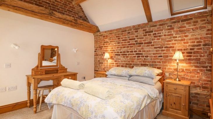 Hadleigh Farm Barn - Photo 33