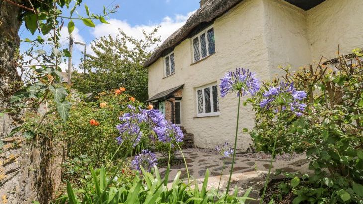 Hearthstone East Cottage - Main Photo