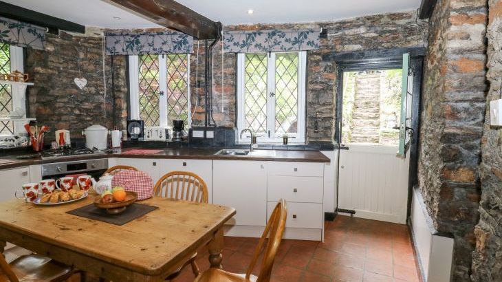 Hearthstone East Cottage - Photo 7