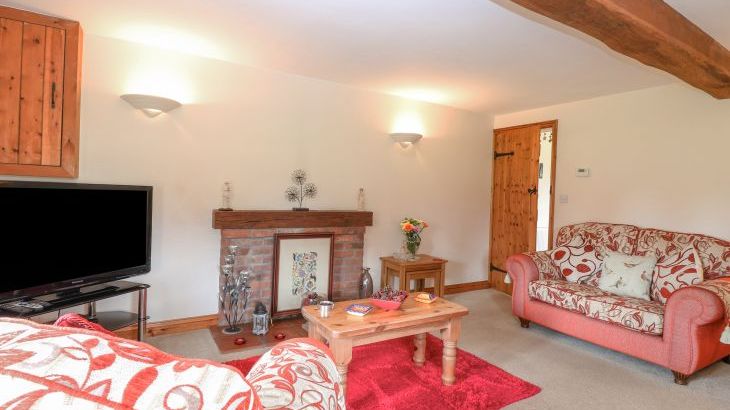 2 Stud Cottage - Photo 3