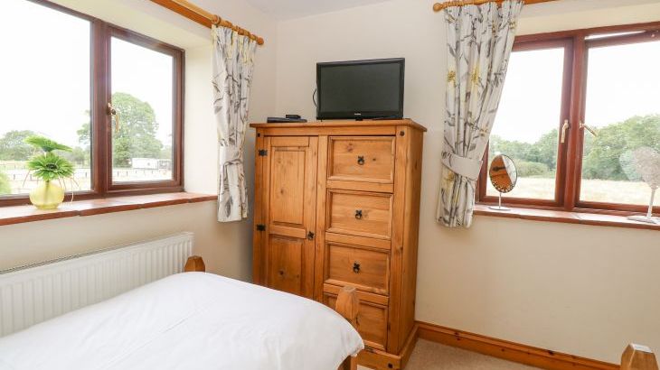 2 Stud Cottage - Photo 12