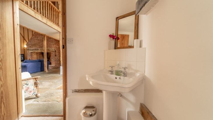 Manor Farm Barn - Photo 10