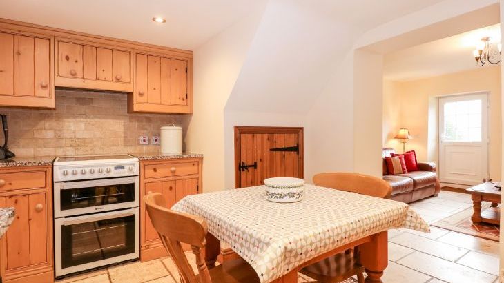 Kath's Cottage - Photo 9