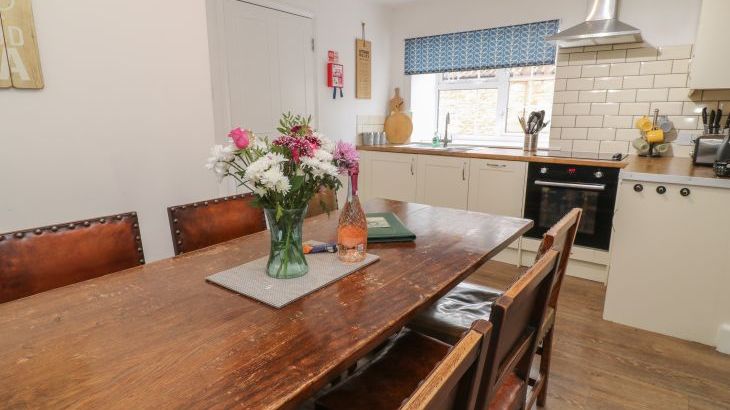 Aldrich Cottage - Photo 5