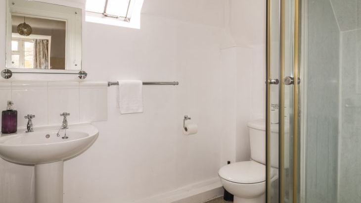 Aldrich Cottage - Photo 11