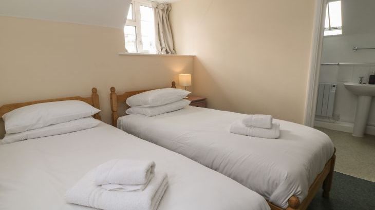 Aldrich Cottage - Photo 17