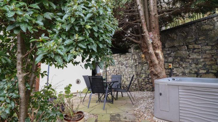 Highgate - Photo 34