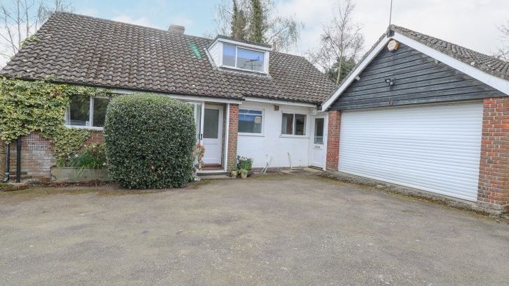 Swan Dyke Cottage - Main Photo