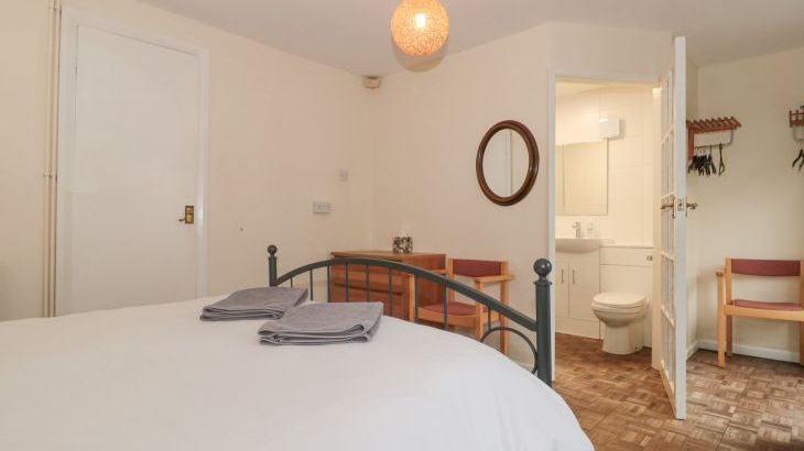 The Cottage - Photo 18