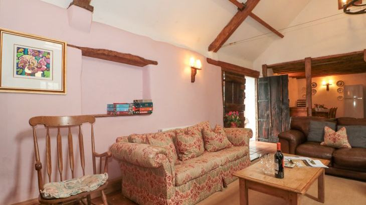 The Barn - Photo 6