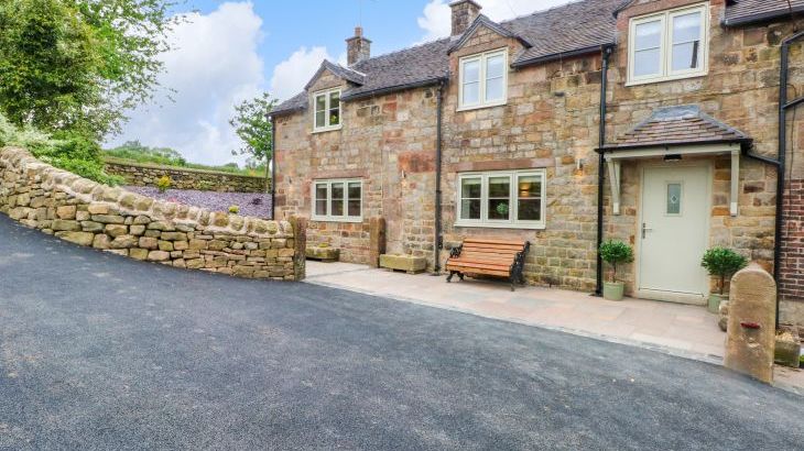Small Lane Cottage - Main Photo