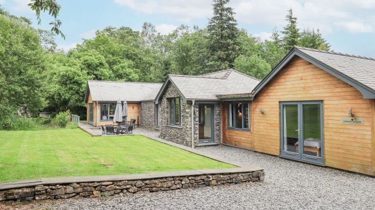 Bracken Ground - Photo 2