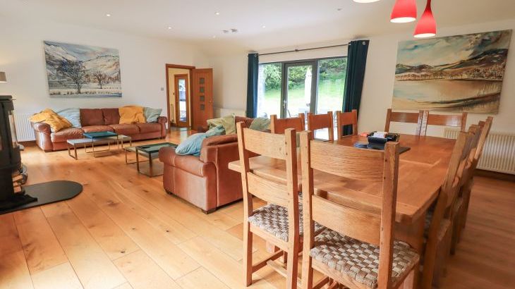 Bracken Ground - Photo 4