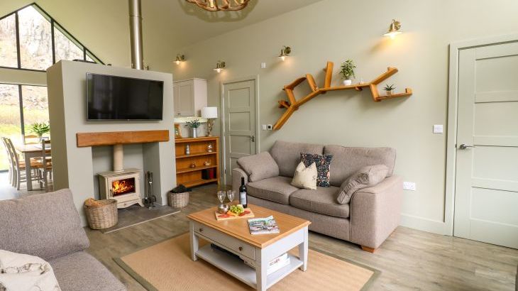 Restharrow Lodge - Photo 7