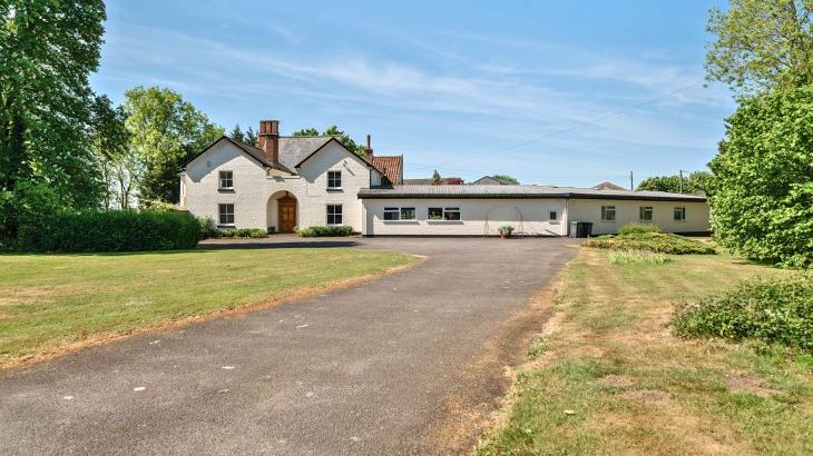 Bedingfield House, nr Debenham - Photo 2