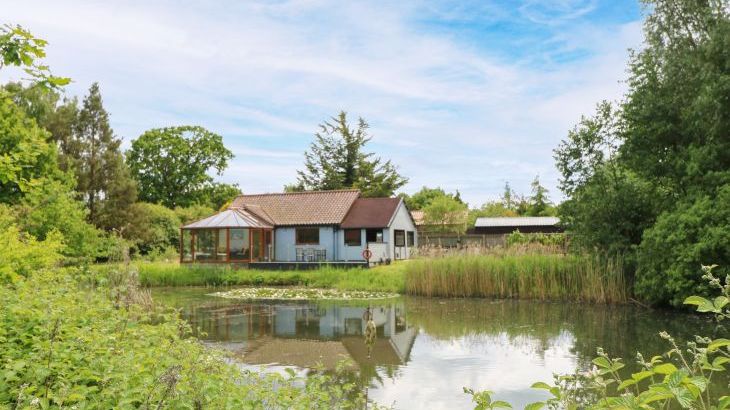 Dragonfly Lodge - Main Photo