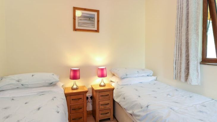 Dragonfly Lodge - Photo 13