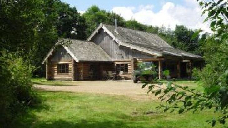 Tamarack Lodge, sleeps  15,  Large Country Houses, Somerset
