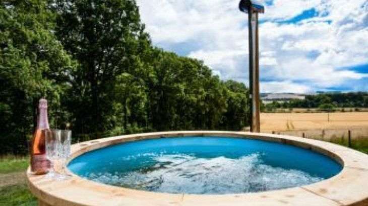 Holiday rental with Hot Tub Access   in Scottish Borders
