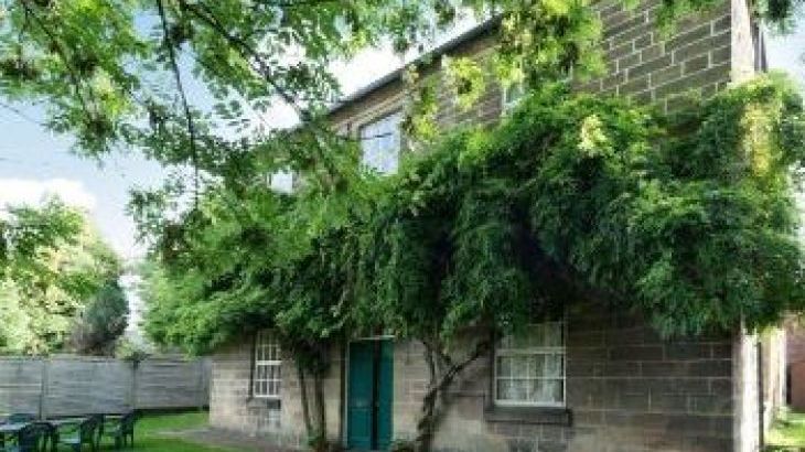 Clusters Chapel, sleeps  20,  Large Country Houses, Derbyshire
