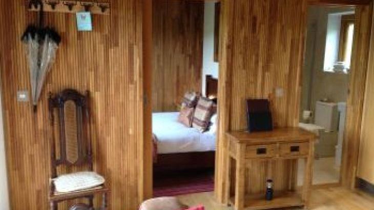 Dingle Dell Lodge, Chilterns Retreats, sleeps  2,  luxury log cabins, Oxfordshire