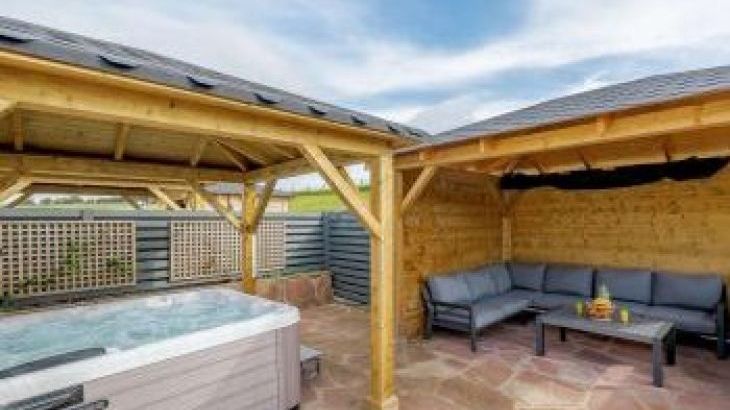 Holiday rental with Hot Tub Access   in Loch Lomond and Trossachs National Park