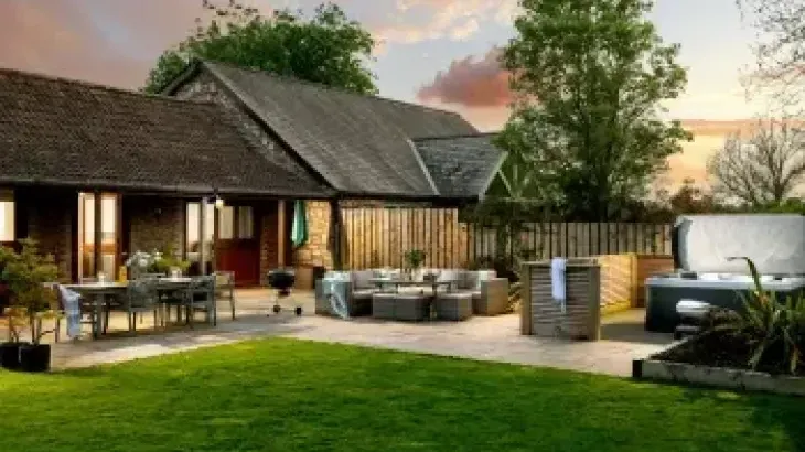 Sleeps 6 Hot Tub Cottage   in South West, West Country
