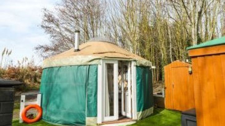 Holiday rental with Hot Tub Access   in Heart of England