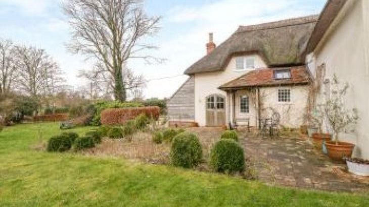 Cottage with Hot Tub Access   in South West, West Country