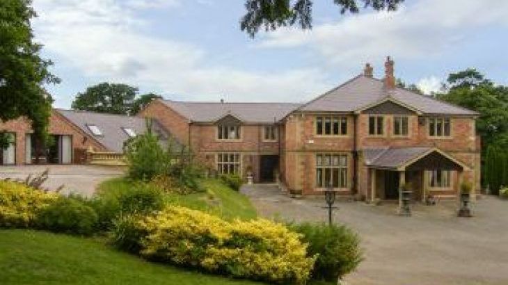 Richmond Country Hall, sleeps  19,  Large Country Houses, Denbighshire