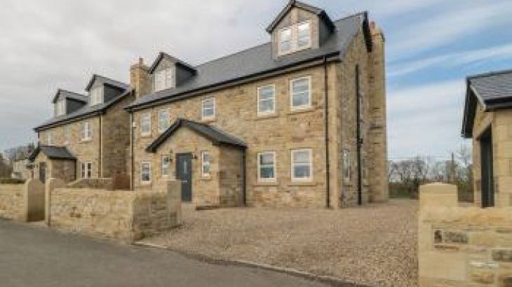 The Smithy Stylish Retreat, sleeps  9,  Large Country Houses, Northumberland