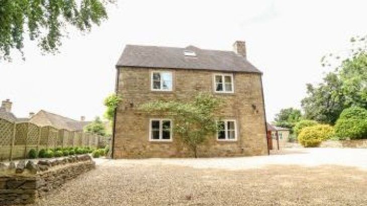 South Hill Farmhouse, sleeps  22,  Large Country Houses, Gloucestershire