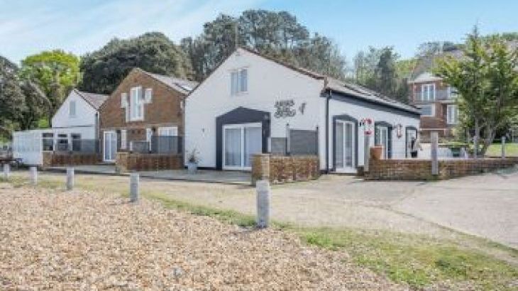Cottage for couples in South of England