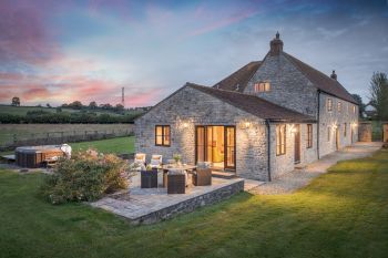 Lower Hedge Farm , Somerset