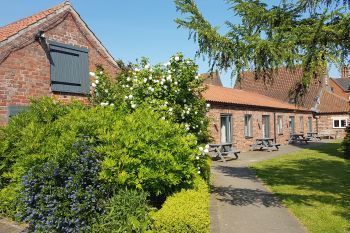 Elms Farm Cottages, Lincolnshire