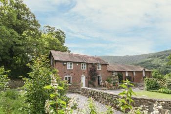 Bryn Howell Holiday Barn, Wrexham