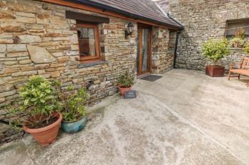 The Stall Pet-Friendly Cottage, South Wales , Swansea