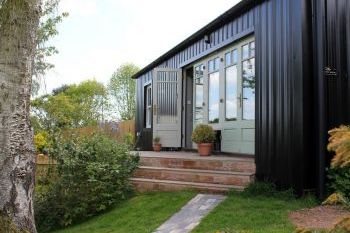 The Tin Barn, Gloucestershire
