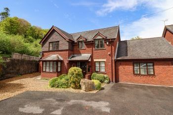 1 The Beeches, Denbighshire