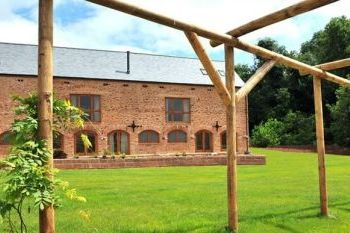 The Granary, sleeps  16,  group holiday rental, Somerset