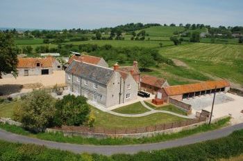 Woodlands Farmhouse , sleeps  14,  group holiday rental, Somerset