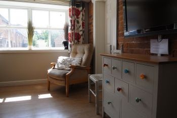 Granary Court, sleeps  34,  group holiday rental, Derbyshire