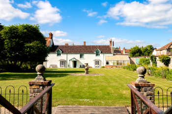 Cossington Park Estate, sleeps  26,  group holiday rental, Somerset