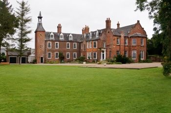 Skendleby Hall, Lincolnshire,  England