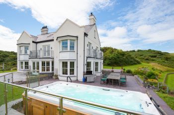 Llanlliana Coastal Retreat, Anglesey,  Wales