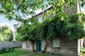 Clusters Chapel, sleeps  20,  group holiday rental, Derbyshire