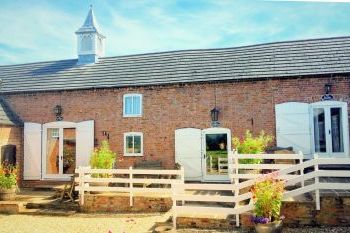 The Granary at Old Barn Cottages, Lincolnshire,  England