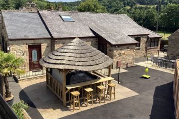 The Haven - Luxury Sheltered Hot Tub & Games Room, sleeps  10,  group holiday rental, Derbyshire