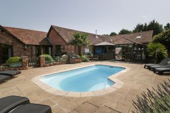 The Old Byres , sleeps  16,  group holiday rental, Somerset