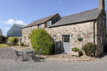 Stable 1 Beach Cottage, Llanbedrog, North Wales  - Gwynedd